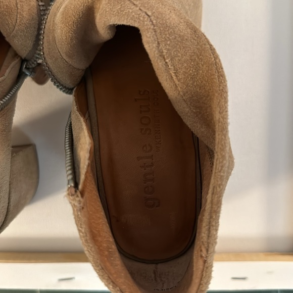 Kenneth Cole Gentle Souls Camelia slouch chunky heel shoes women’s size 6 - Picture 7 of 14